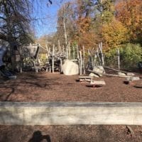 L'aire de jeux pour enfants du bois de Sauvabelin de Lausanne en Automne