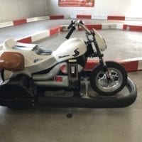 Circuit de mini voitures et motos pour enfants Ă Urba Kids Orbe