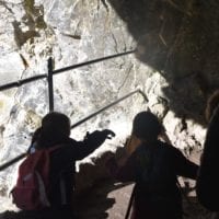 une ouverture dans le tunnel
