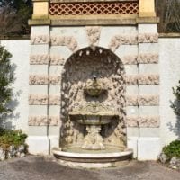 fontaine dans le parc