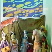 marionnettes et tigre